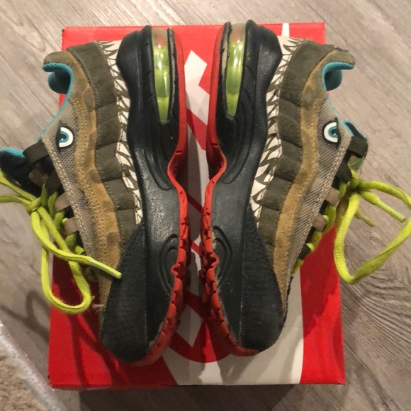 Nike AirMax 95 - Picture 3 of 3
